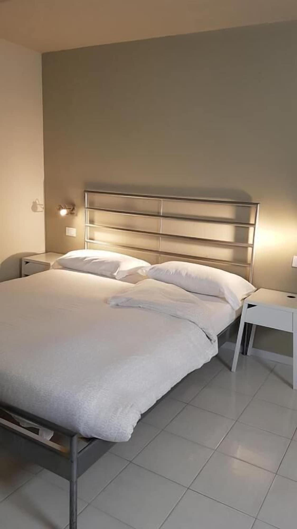 Hotel Garni Santa Caterina Орта Сан Джулио Екстериор снимка