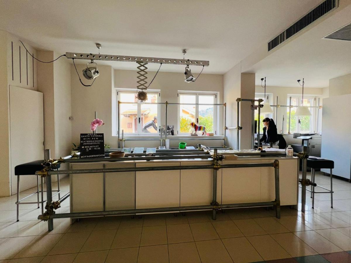 Hotel Garni Santa Caterina Орта Сан Джулио Екстериор снимка