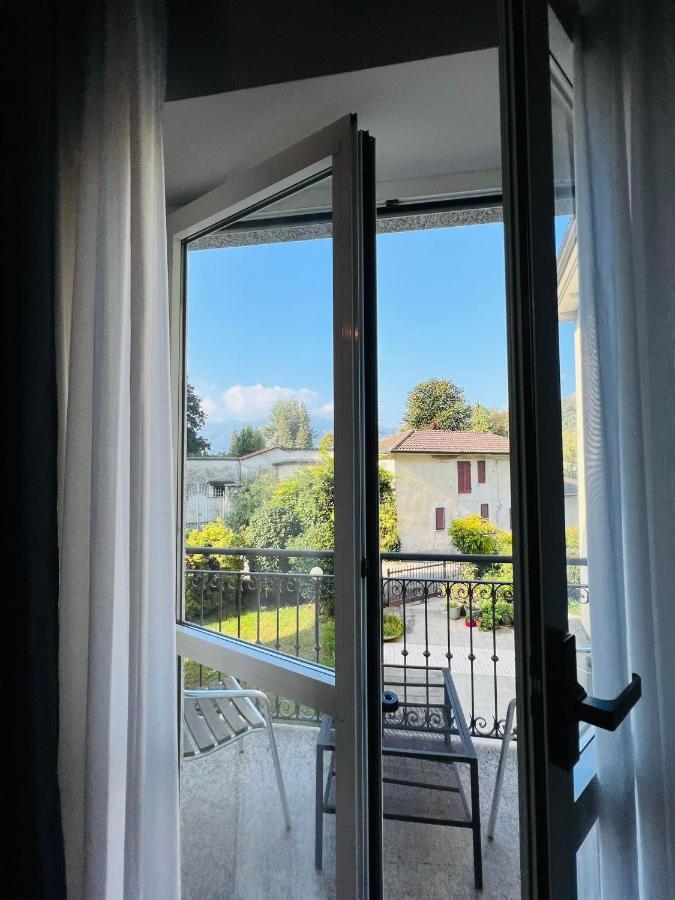 Hotel Garni Santa Caterina Орта Сан Джулио Екстериор снимка