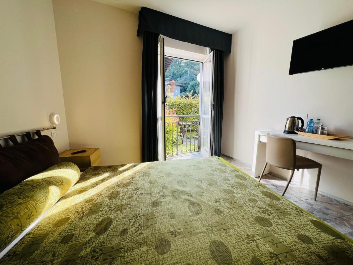 Hotel Garni Santa Caterina Орта Сан Джулио Екстериор снимка