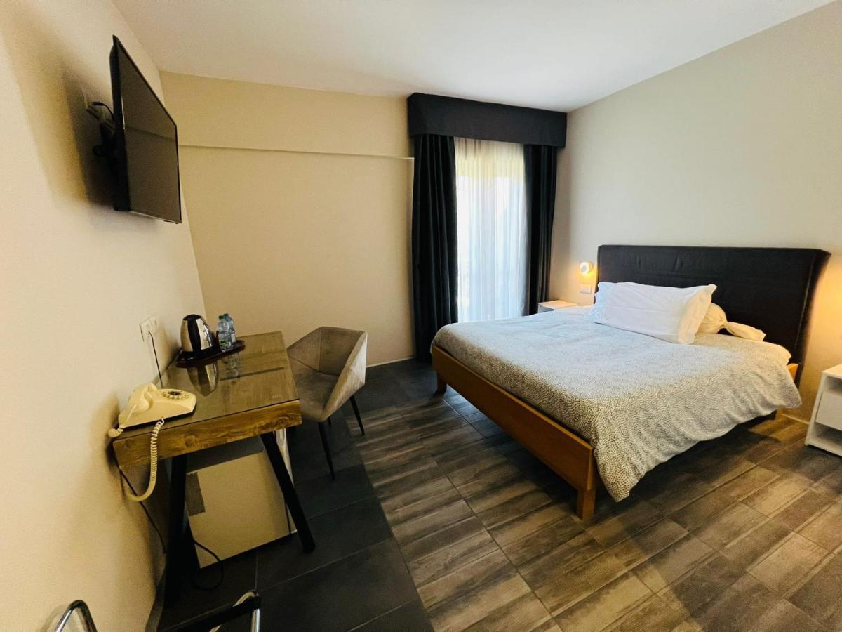 Hotel Garni Santa Caterina Орта Сан Джулио Екстериор снимка