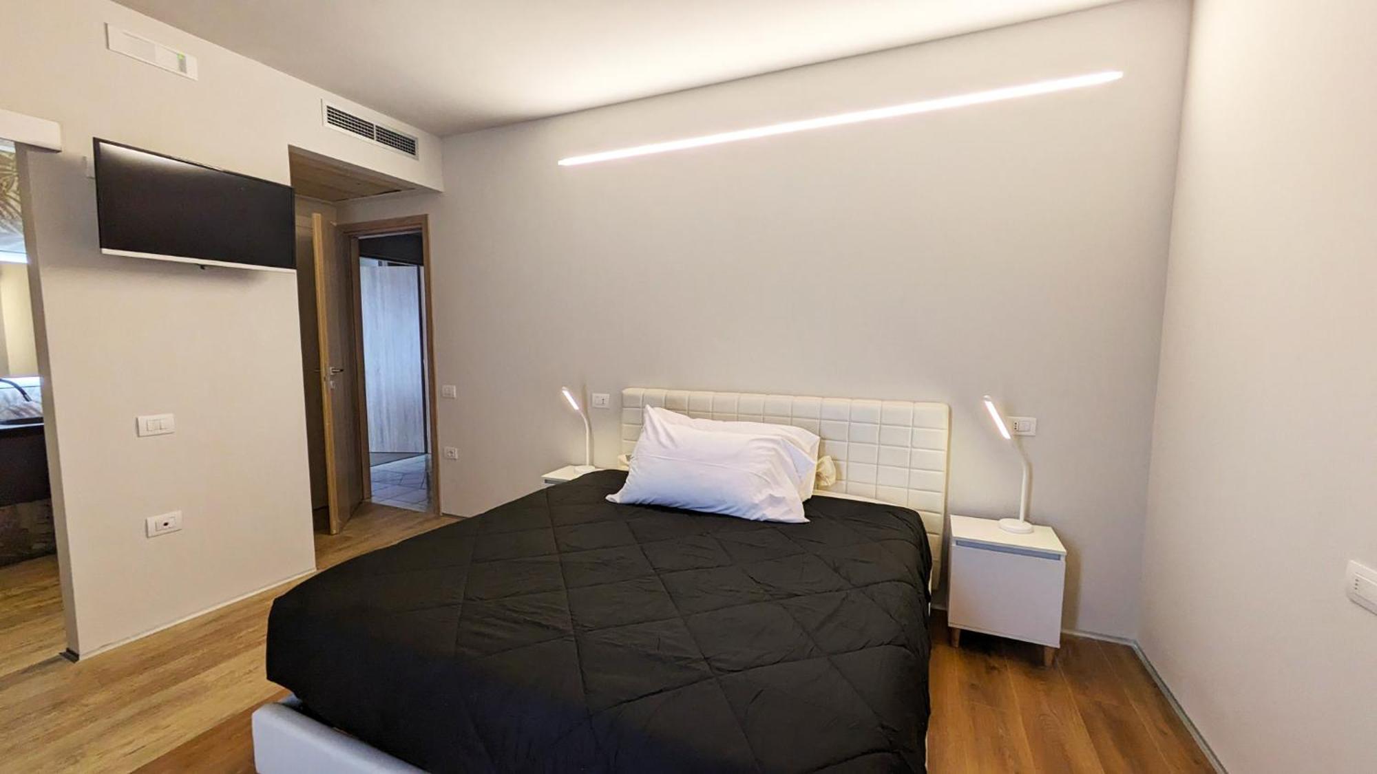 Hotel Garni Santa Caterina Орта Сан Джулио Екстериор снимка
